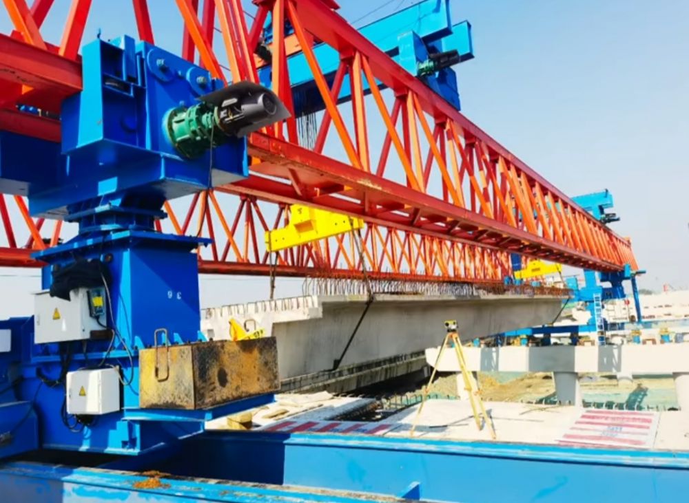 河南架橋機(jī)廠家、公路鐵路高鐵架橋機(jī)型號(hào)、新機(jī)二手租賃價(jià)格