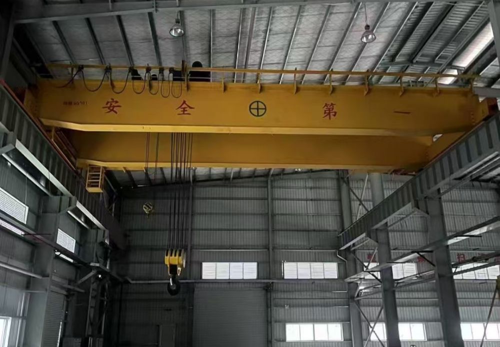 LH型電動葫蘆雙梁橋式起重機