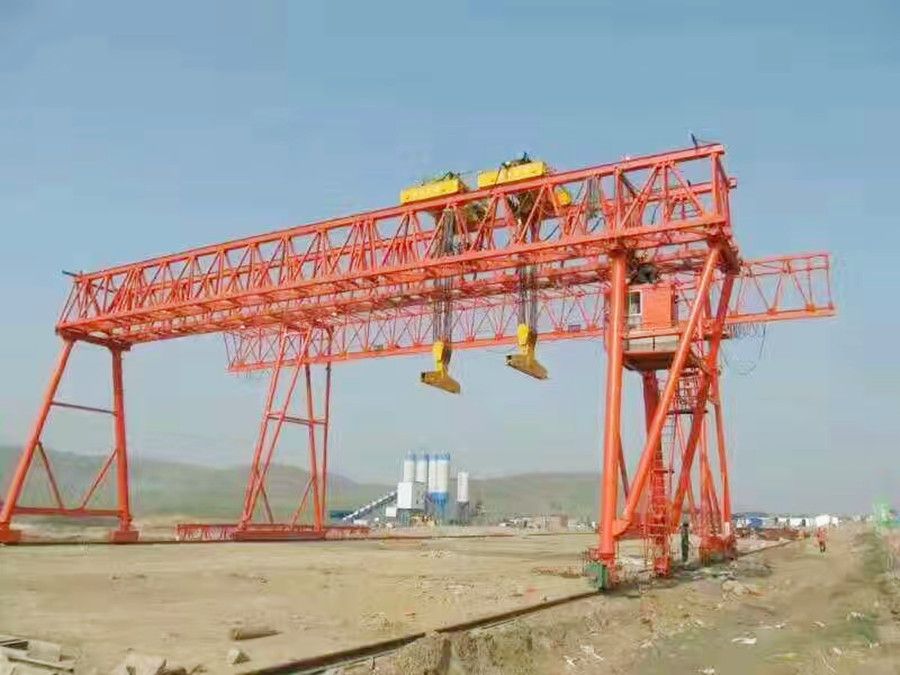 重慶龍門吊、提梁機(jī)、電動單雙梁門式起重機(jī)廠家銷售服務(wù)