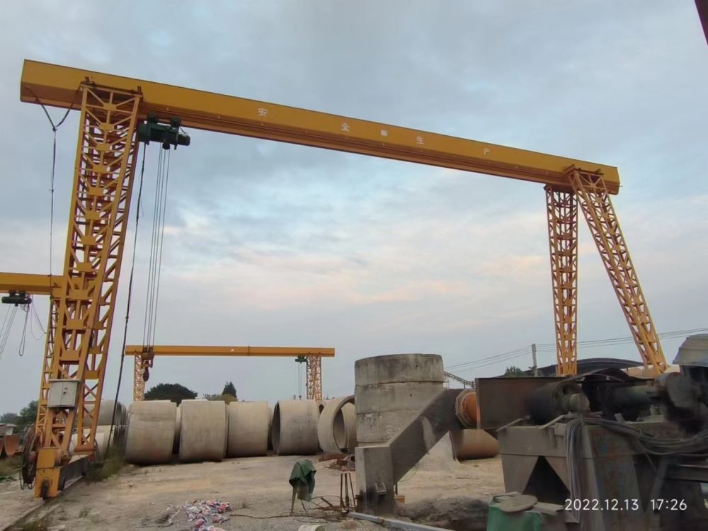 商丘起重機(jī)、MH型電動(dòng)葫蘆門式起重機(jī)、龍門吊生產(chǎn)廠家、安裝維修