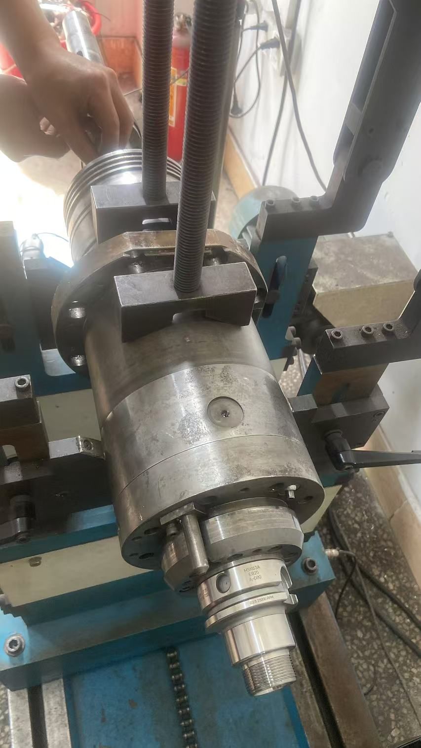 電主軸更換編碼器主軸維修全國(guó)郵寄維修主軸電機(jī)更換編碼器