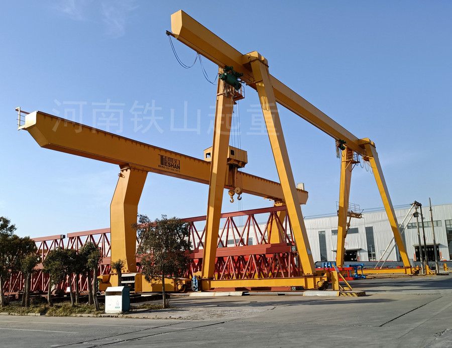 單梁龍門吊、L型單主梁門式起重機(jī)、MH型電動(dòng)葫蘆門式起重機(jī)